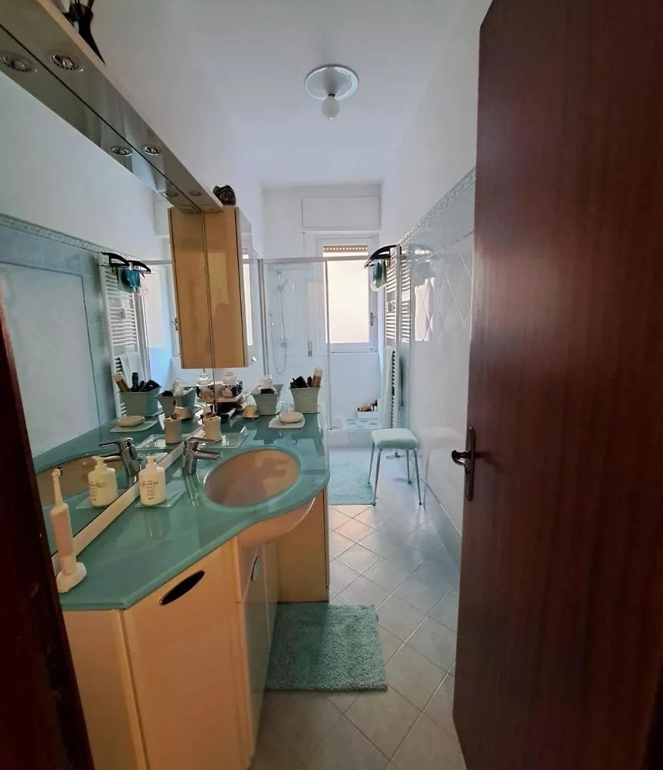 Zaffiro Apartment With Parking Rapallo